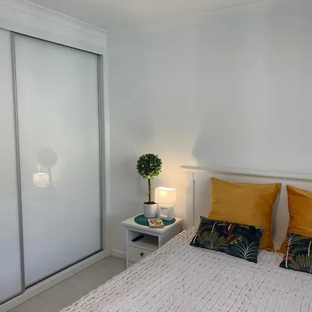 Pensjonat Helena Crystal Caniço