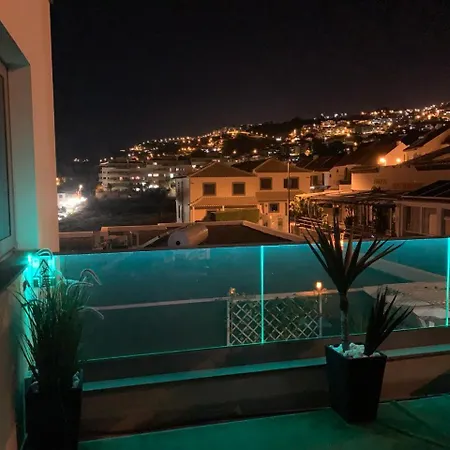 Helena Crystal Gasthuis Caniço