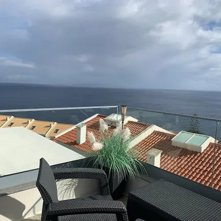 Helena Crystal Canico (Madeira)