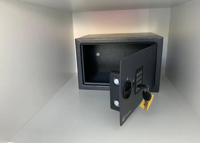 Guest house Helena Crystal 3*