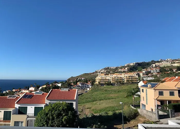 Helena Crystal Canico (Madeira)