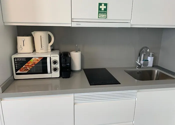 Helena Crystal Guest house 3*