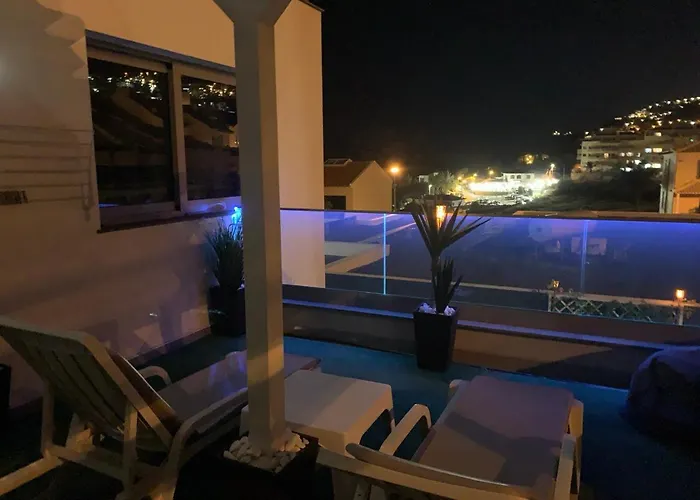 Helena Crystal Guest house 3*