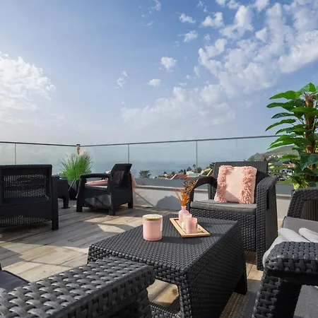 Гостевой дом Helena Crystal 3*