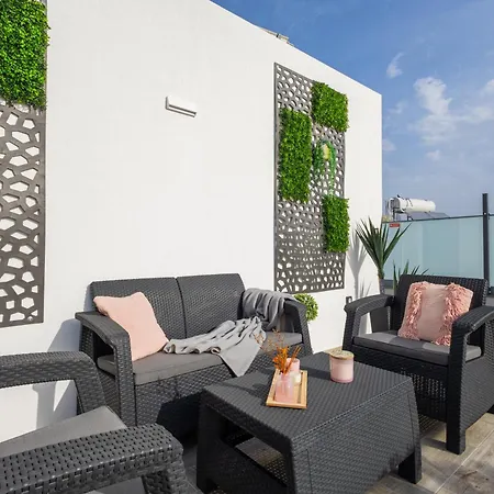 Guest house Helena Crystal 4*