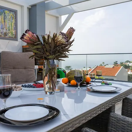 Гостевой дом Helena Crystal 3*