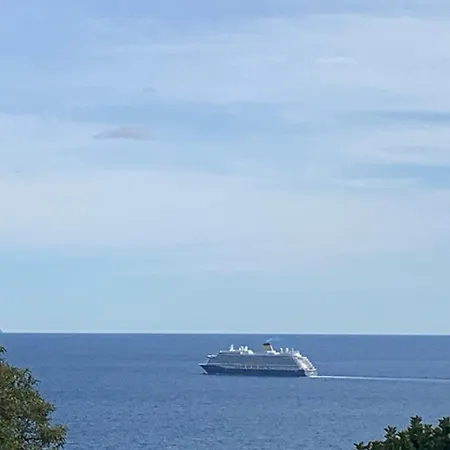 Helena Crystal Canico (Madeira)
