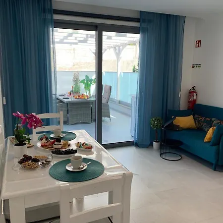 Guest house Helena Crystal 4*