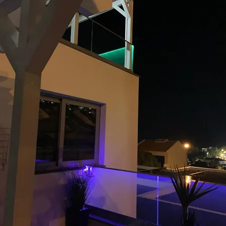 Гостевой дом Helena Crystal 3*