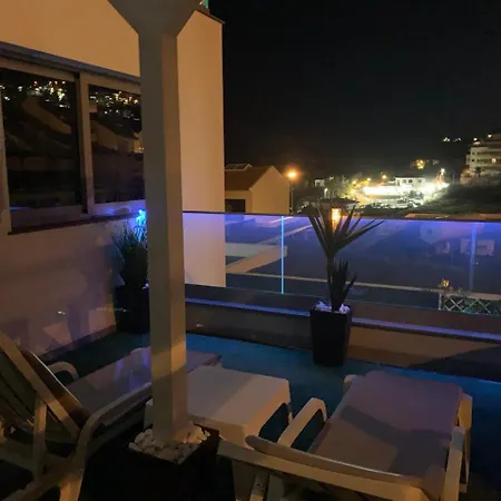 Helena Crystal Gæstehus 3*