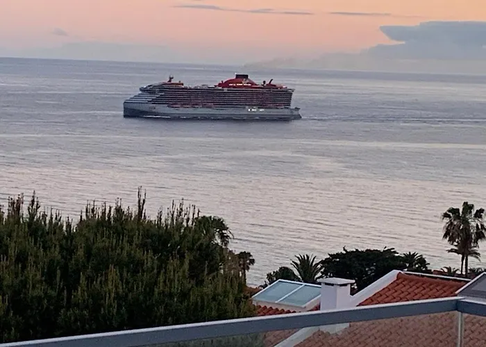 Helena Crystal 4* Caniço