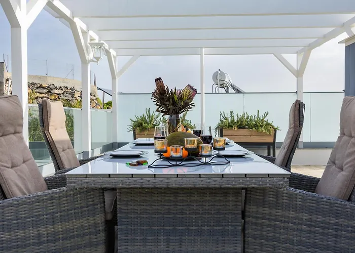 Guest house Helena Crystal 3*